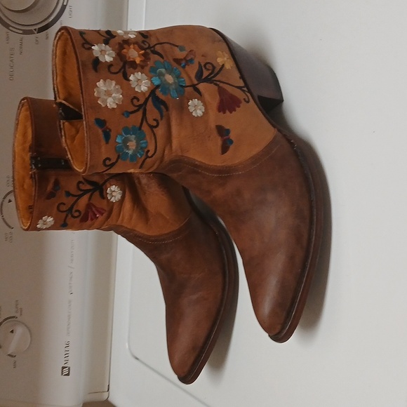 Old Gringo Catlyn Brass BL3236-1, size 9 - Picture 11 of 16